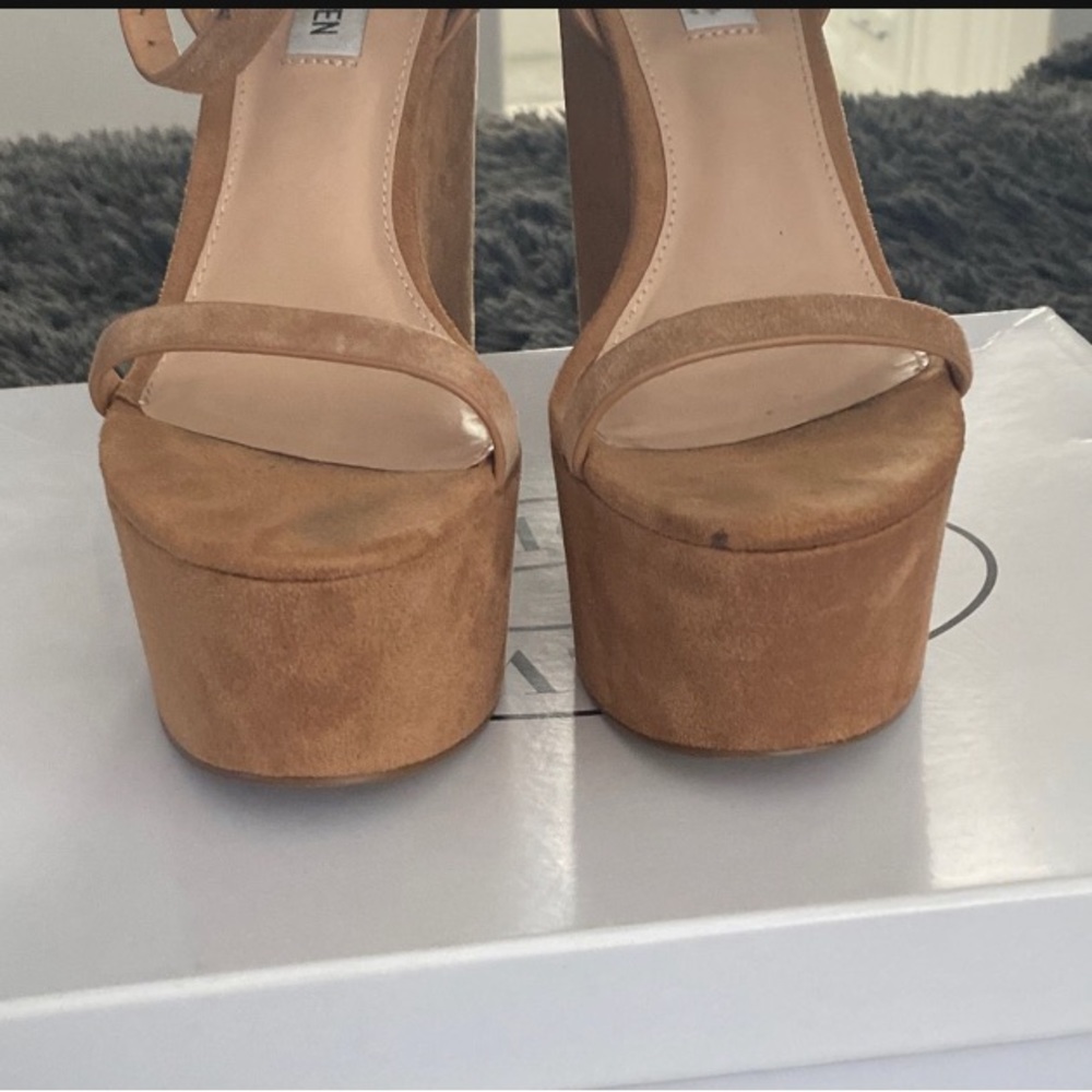 Wedges - Picture 2 of 5